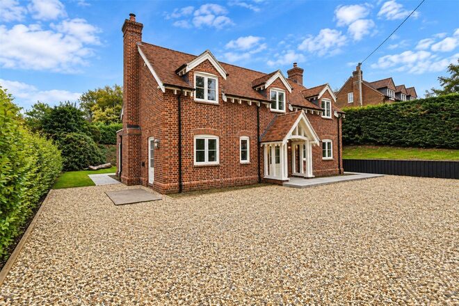 Mary Lane, Basingstoke, RG25