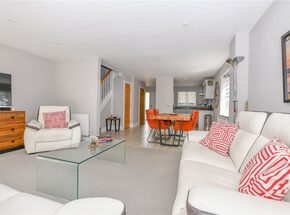 Woodfield Place, Bracknell, RG42