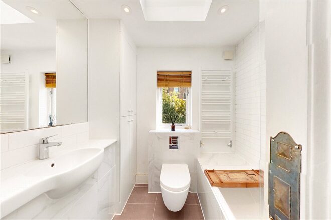 Axminster Road, London, N7