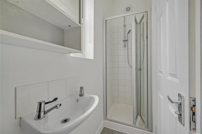 Salusbury Road, London, NW6
