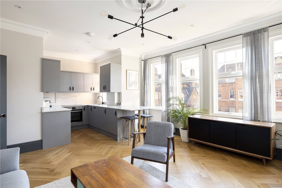 Reception/Kitchen