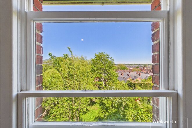 Tilehurst Road, Berkshire, RG30