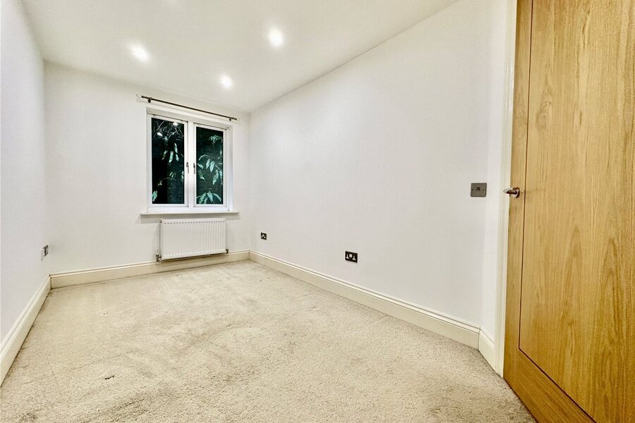 Picture No. 02