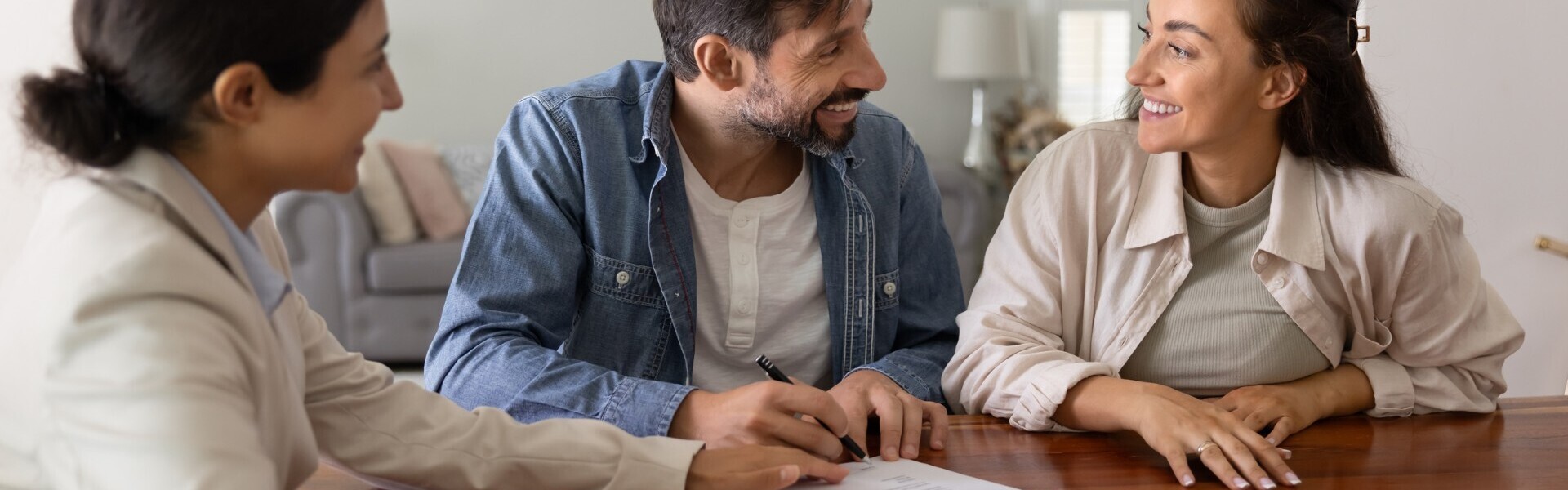 How is a rent guarantor different from rent guarantee insurance?