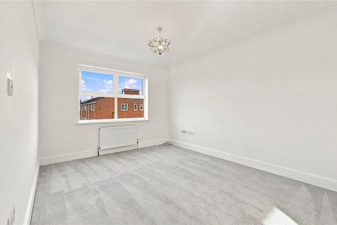 Longley Road, London, SW17