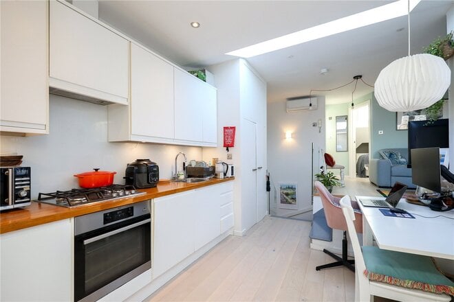 Hereford Road, London, W3