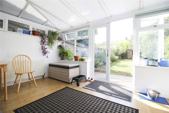Lymington Avenue, Essex, SS9