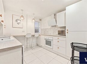 Woodside Grove, Finchley, N12