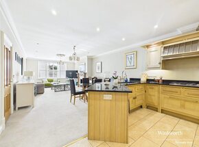 Treetops, The Mount, Reading, RG4