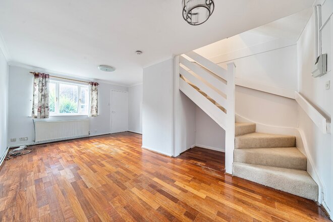 Barfreston Way, London, SE20
