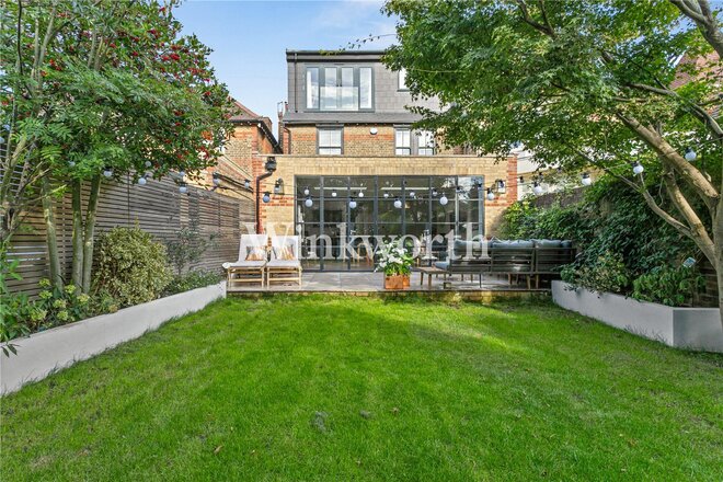Fox Lane, London, N13