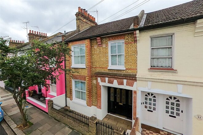 Broughton Road, London, SW6