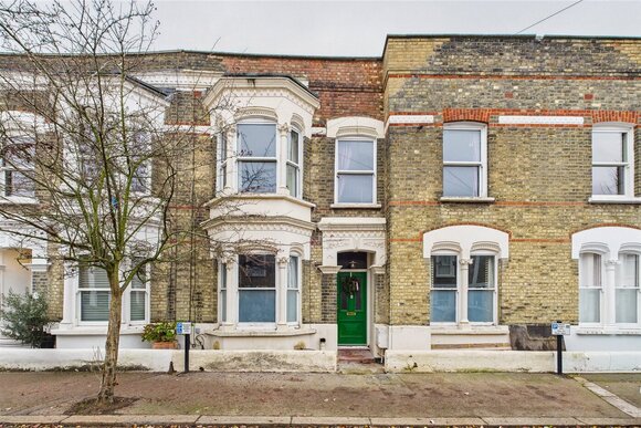 Elm Park, London, SW2