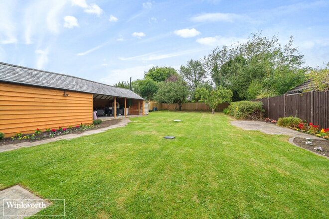 Byfleet Avenue, Basingstoke, RG24