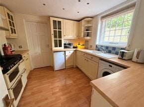 Winchester House, Romsey, SO51
