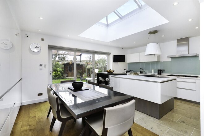 Hazelwood Close, London, W5