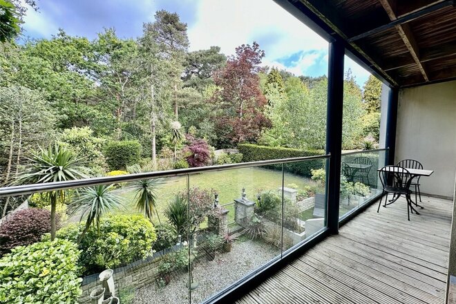 Glenferness Avenue, Dorset, BH4