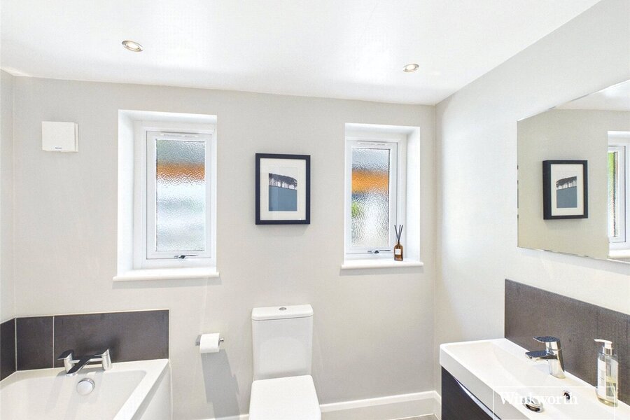 Picture No. 02