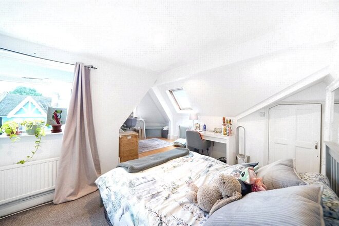 Rosebery Gardens, London, N8