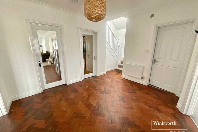 Somerford Avenue, Dorset, BH23