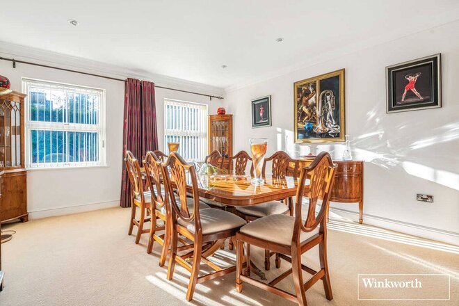 Charters Road, Berkshire, SL5