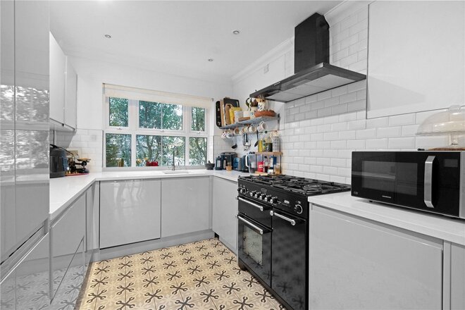 Hayes Grove, East Dulwich, SE22