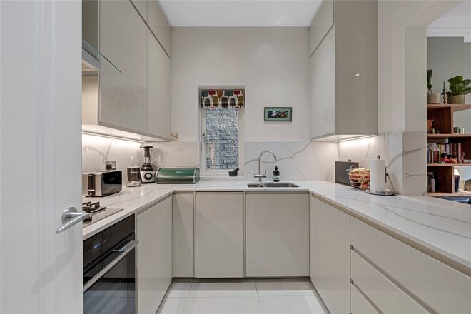 Sarre Road, London, NW2