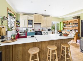Wavertree Road, London, SW2