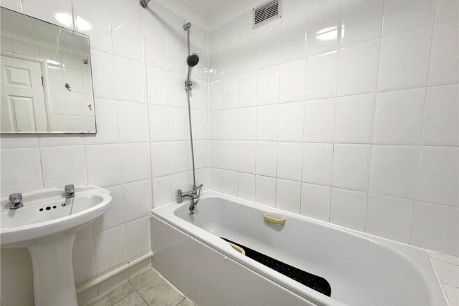 Branksome Wood Road, Dorset, BH4