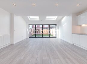 Berwick Road, London, N22