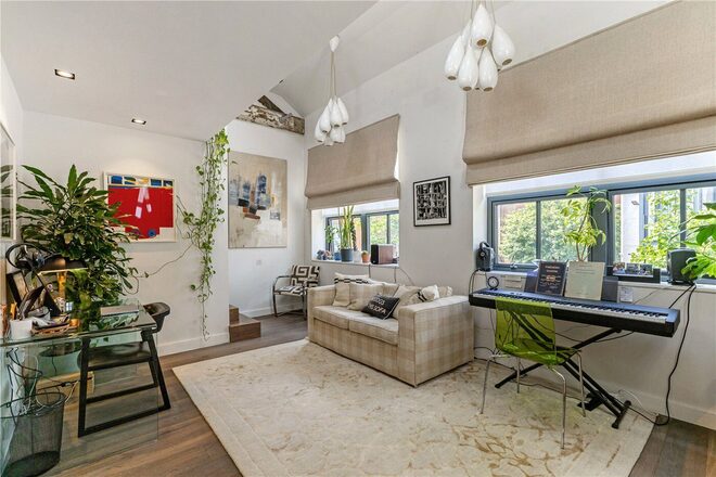 Porteus Place, UK, SW4