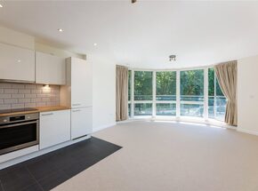 Clayponds Lane, Brentford, TW8
