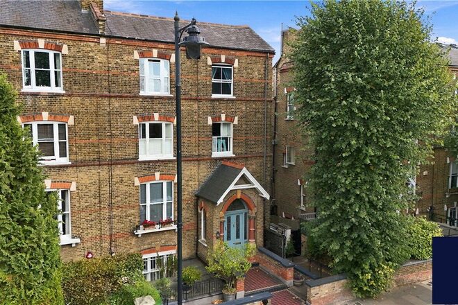 Southwood Lane, London, N6