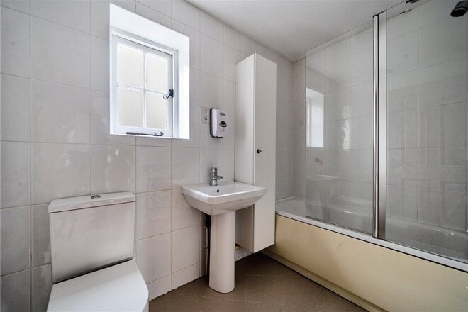 Tilford Street, Farnham, GU10
