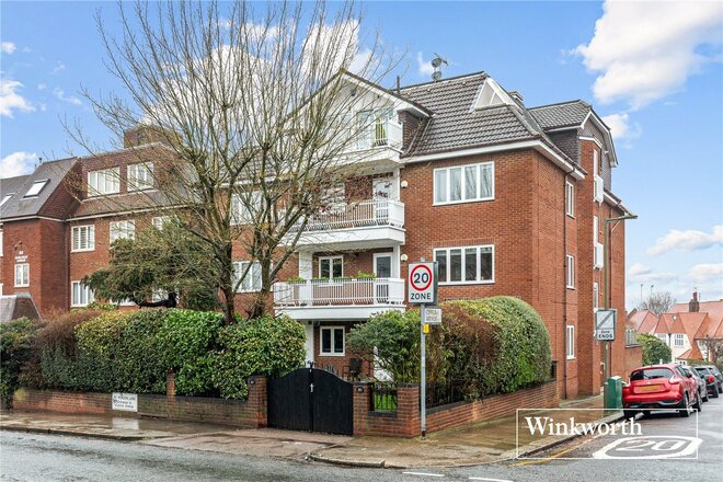 Hendon Lane, London, N3