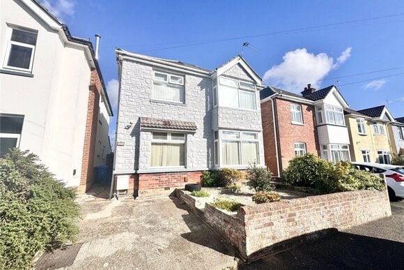 Chatsworth Road, Dorset, BH14