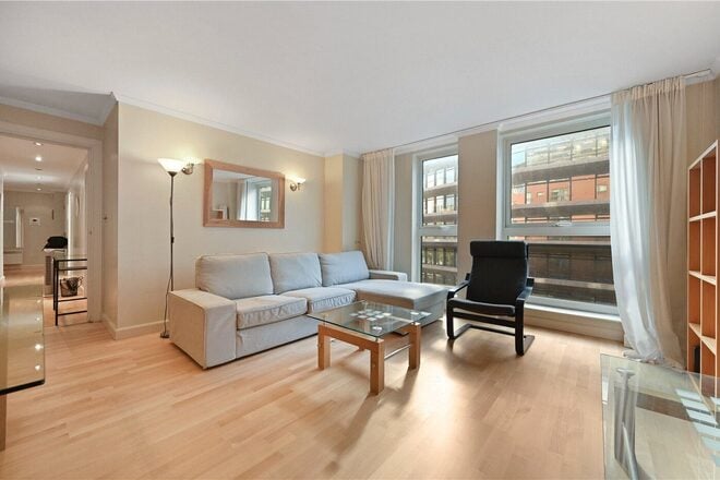 High Holborn, London, WC1V
