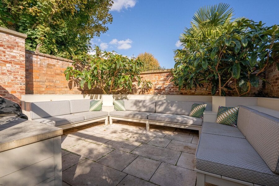 Garden Kitchen