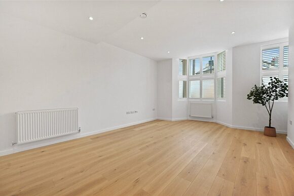Jeddo Road, London, W12