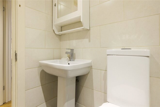 Mildenhall Road, London, E5