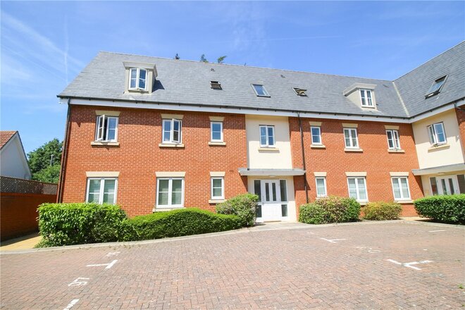Priory Chase, Essex, SS6