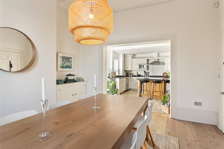 Dining To Kitchen