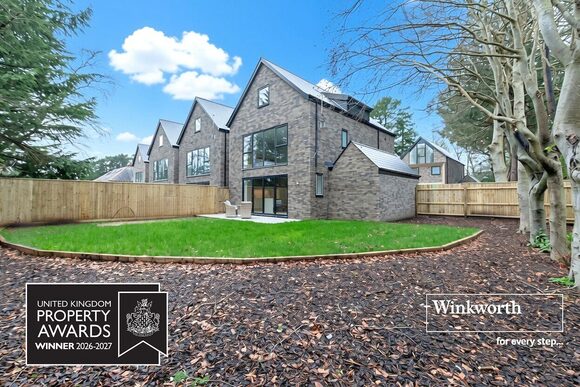 Ringwood Road, Dorset, BH22