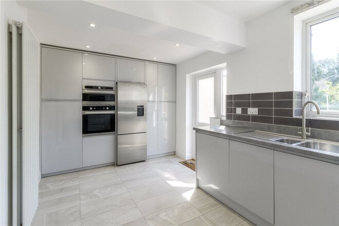 Oaklands Drive, Northampton, NN3