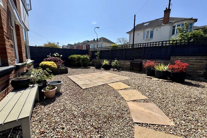 Arnewood Road, Dorset, BH6