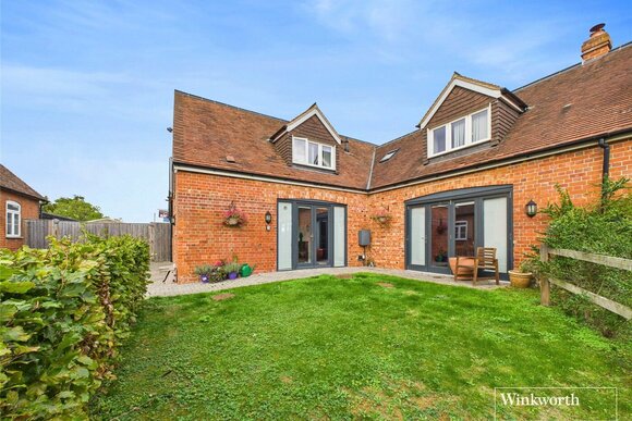James Farm, Grazeley Green, RG7