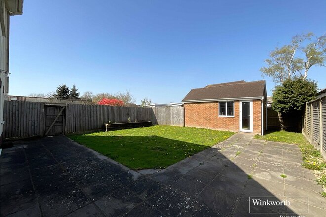 Somerford Avenue, Dorset, BH23