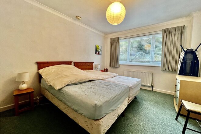 Ipswich Road, Bournemouth, BH4
