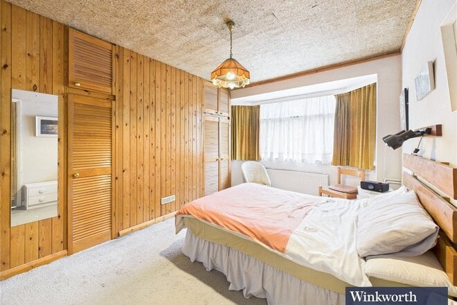 Methuen Road, Edgware, HA8