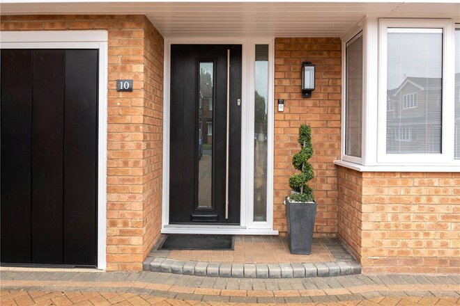 Chatsworth Close, Peterborough, PE6